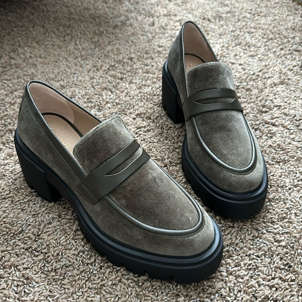 Stuart Weitzman SoHo Loafer